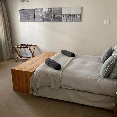 Home From Home, Waverley B&B, Johannesburg Bagian luar foto